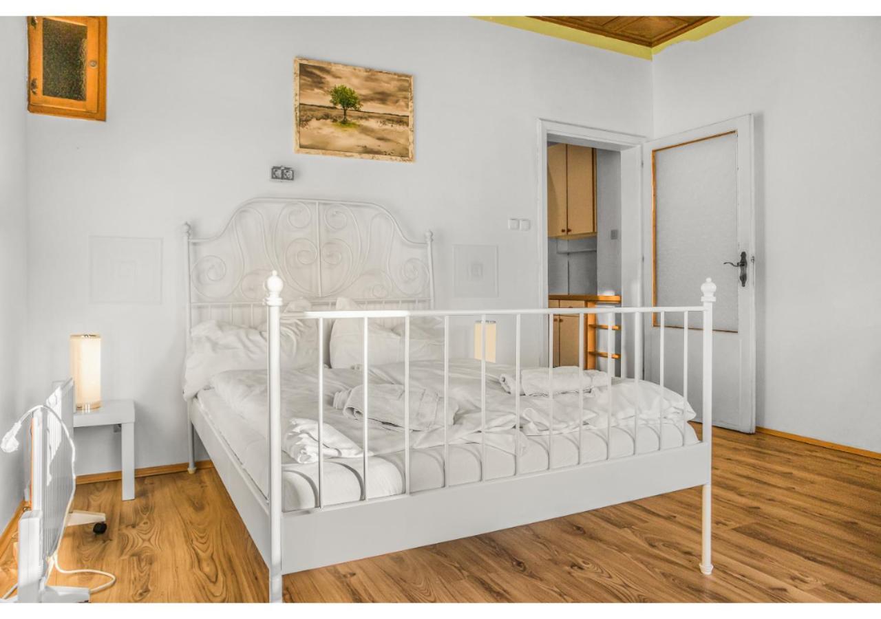 Welcoming 2br Apt. Near Danube & Millenium Tower * Vienna