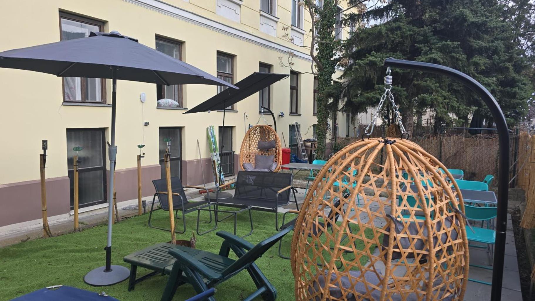 Apartment Welcoming 2br Apt. Near Danube & Millenium Tower